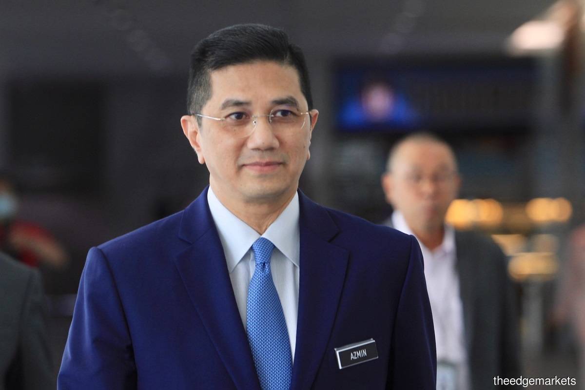 Suit against Azmin and children and counterclaim now have January hearing date