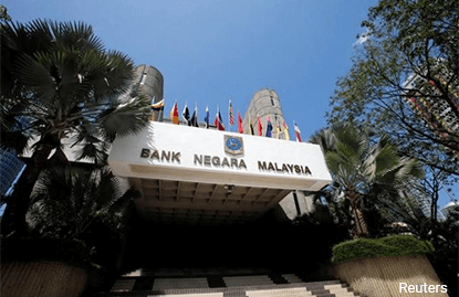 Malaysia c.bank seen holding key rate as economy improves