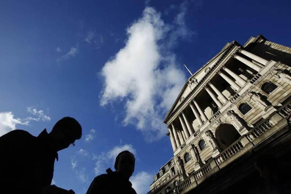 Bank of England Slows Pace of Bond Rundown and Keeps Rates on Hold ...
