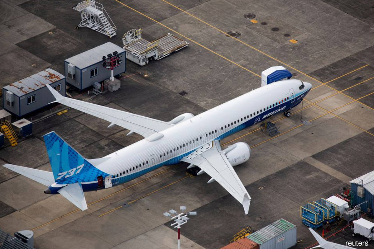 Boeing does not expect FAA approval for MAX 10 before summer 2023 — letter