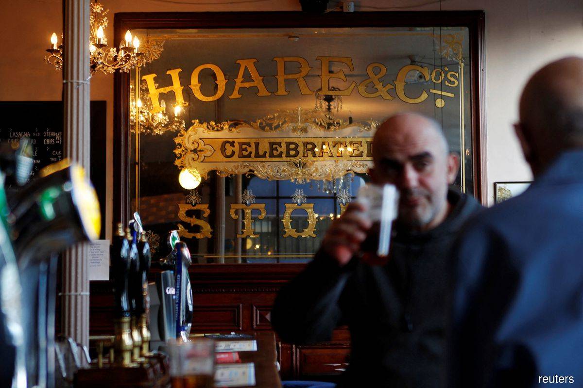British pub numbers sink to record low, research shows