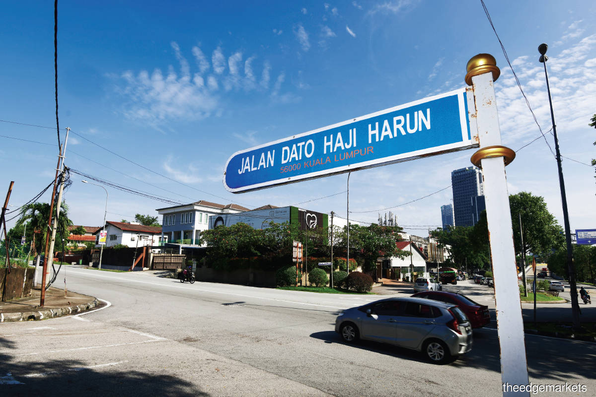 Jalan Dato Haji Harun is a main street in Taman Taynton View that comprises both landed homes and shops (Photo by Patrick Goh/The Edge)