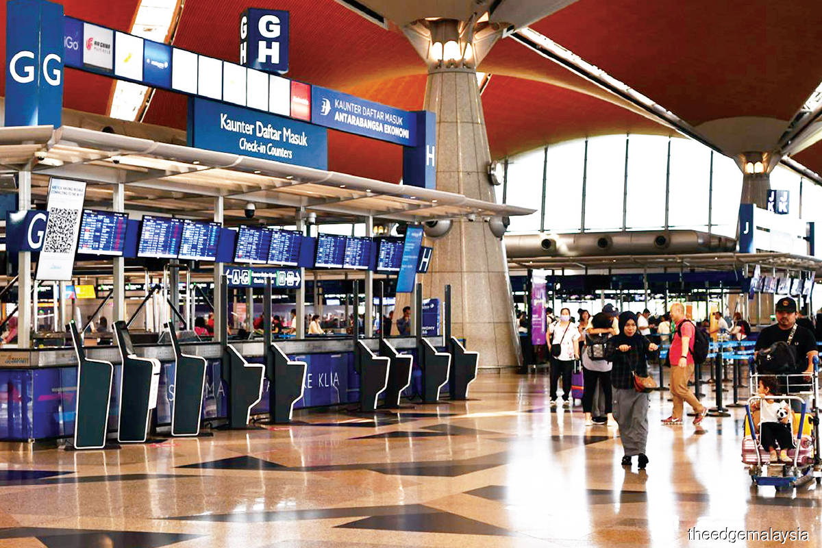 Cover Story: A deal to bring the experts in