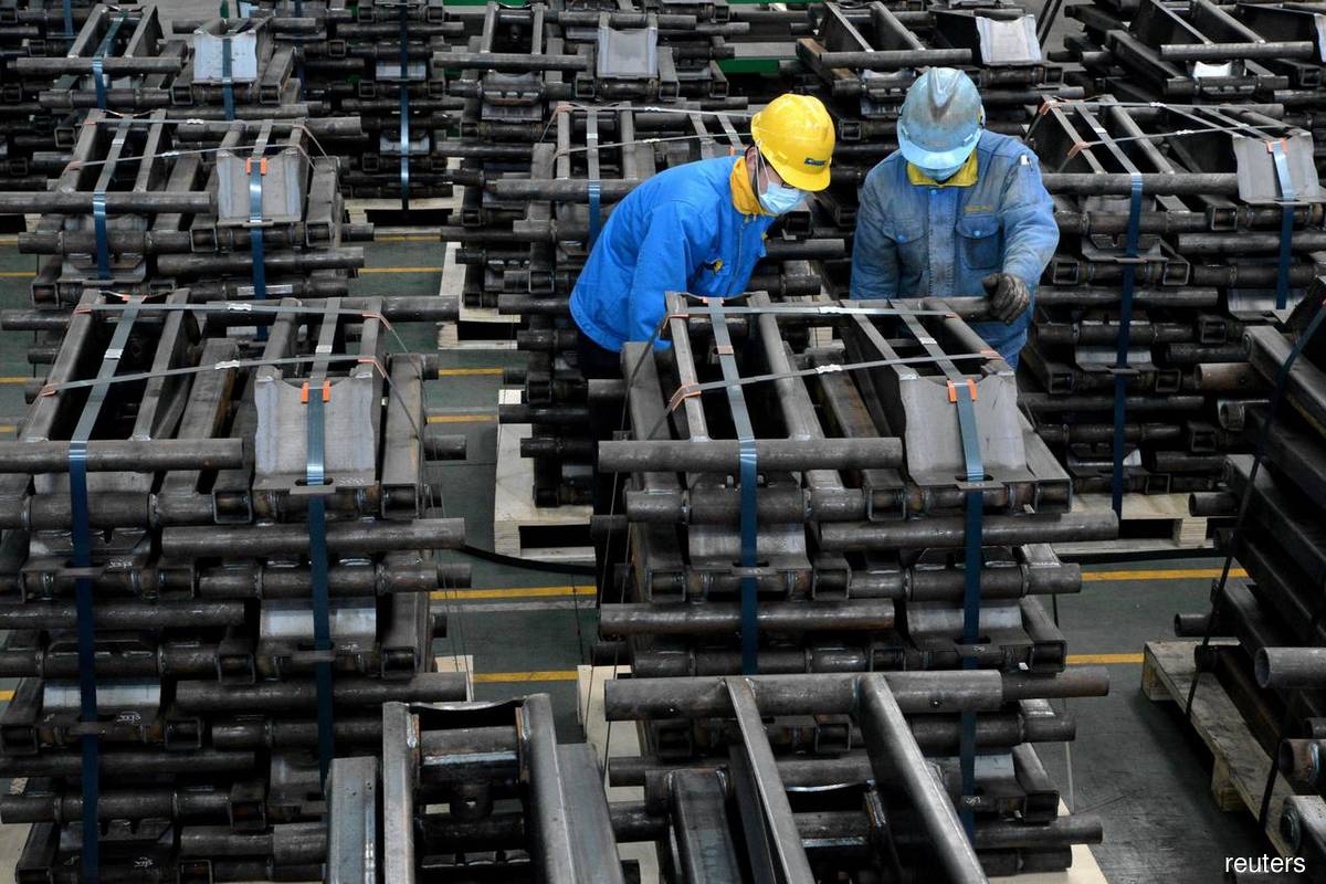 China's factory gate deflation speeds up in May as demand wanes