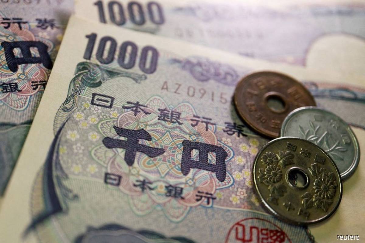 Japan must take steps against 'excessive' yen moves — govt spokesman