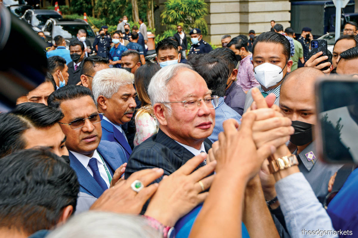 Najib also has four other pending cases, for two of which the trials are ongoing, while the remaining two have yet to begin. (Photo by Shahrill Basri/The Edge) 