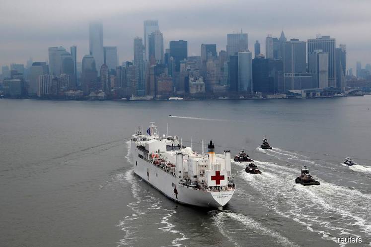 New York cheers arrival of hospital ship as coronavirus 