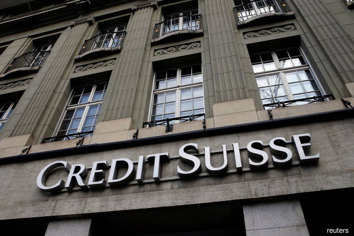 Goldman debt strategists cut European banks over Credit Suisse