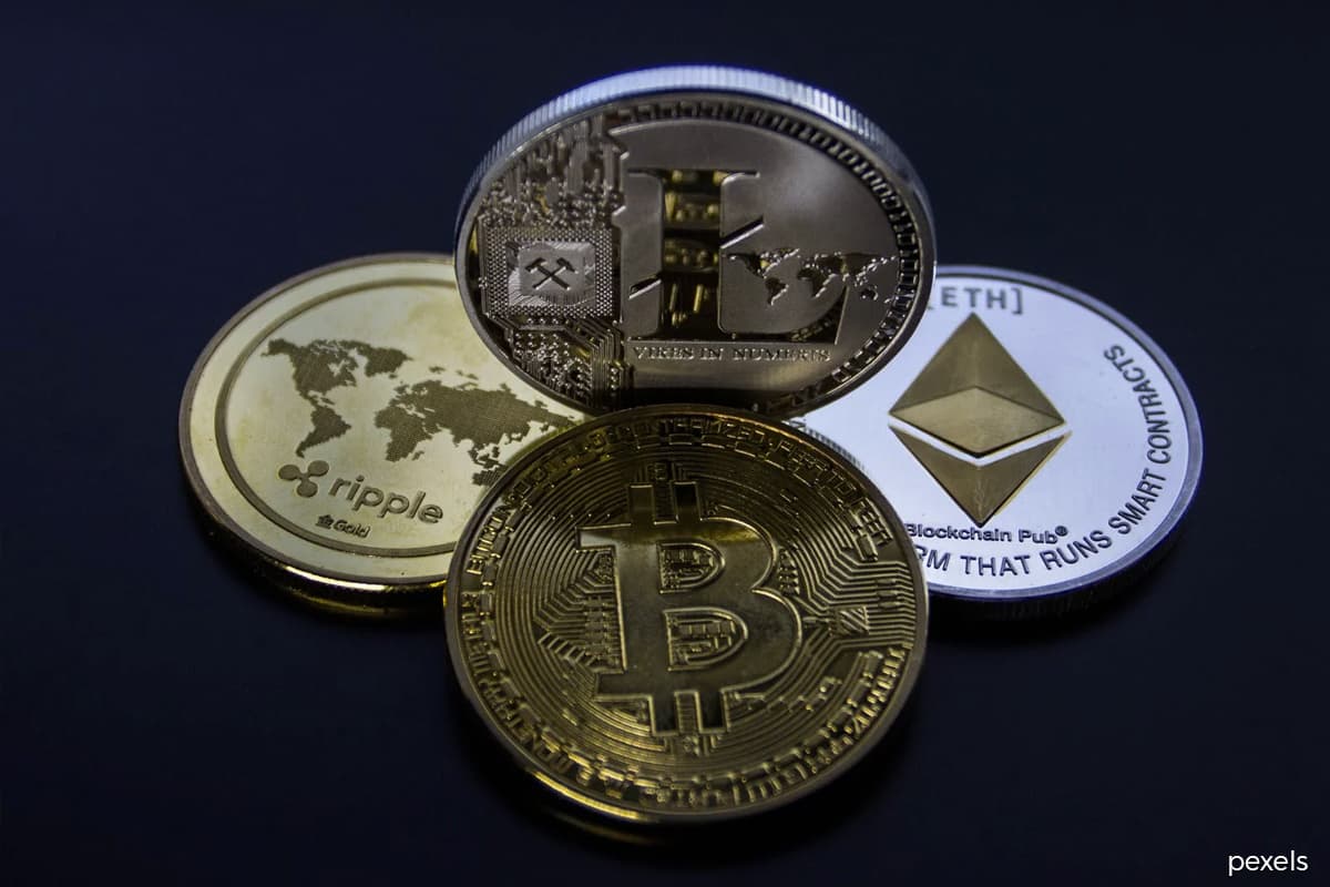 Crypto market cap surges to record US$2 trillion, Bitcoin at US$1.1 trillion