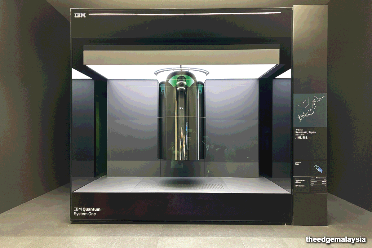 Quantum Computing: Tiny but mighty