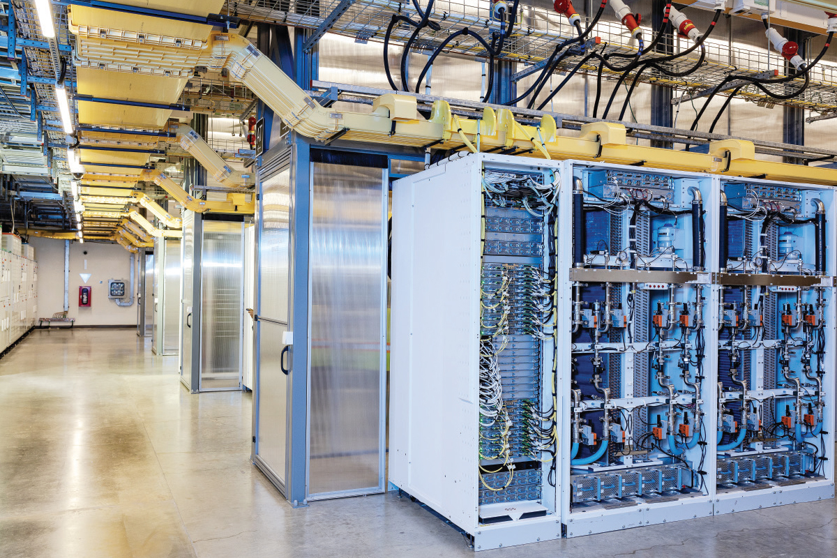 Behind the scenes: Microsoft: Data centres more efficient than public ...