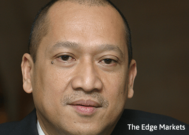 Nazri rubbishes Utusan report, denies Najib gave ministers 