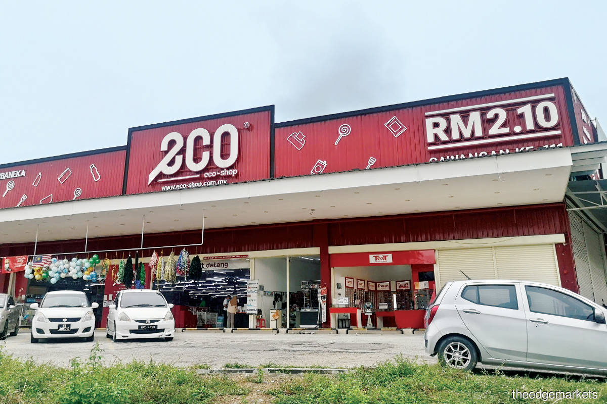 The oldest player in the market, Eco-Shop, is embarking on an expansion plan to strengthen its position. (Photo by Mohd Izwan Mohd Nazam/The Edge) 