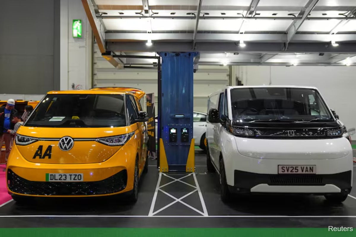 britain-to-introduce-us-2-bil-package-to-help-switch-to-evs