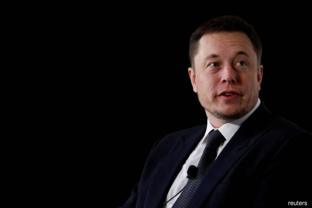 Elon Musk now three times richer than Warren Buffett