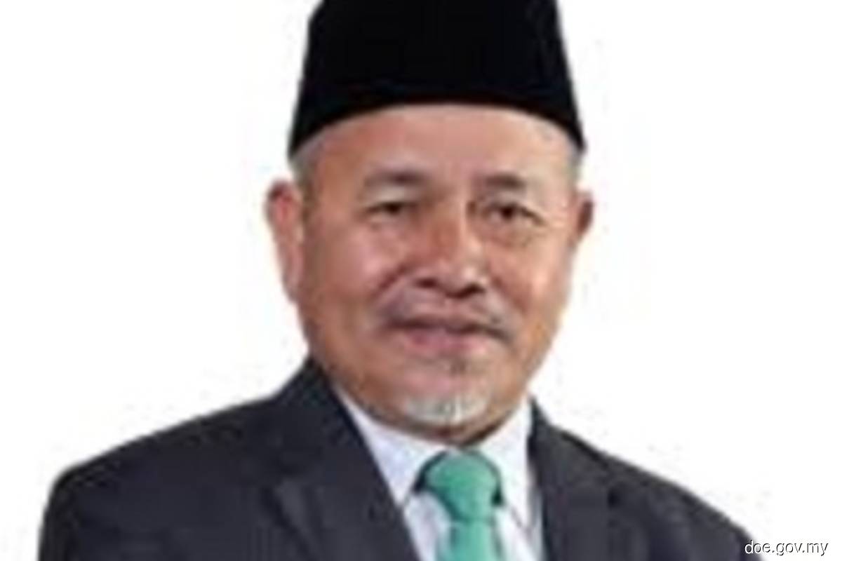 Black spots in Sungai Kim Kim not toxic wastes, says Tuan Ibrahim