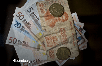 Euro-Money_Bloomberg