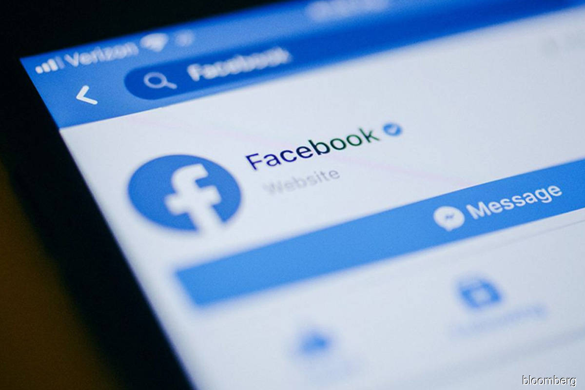 Facebook, Alphabet poised for bigger fines over Russia content