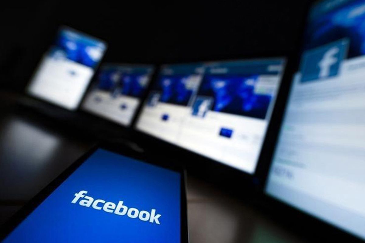 Russian court sends bailiffs to enforce collection of more unpaid Facebook fines