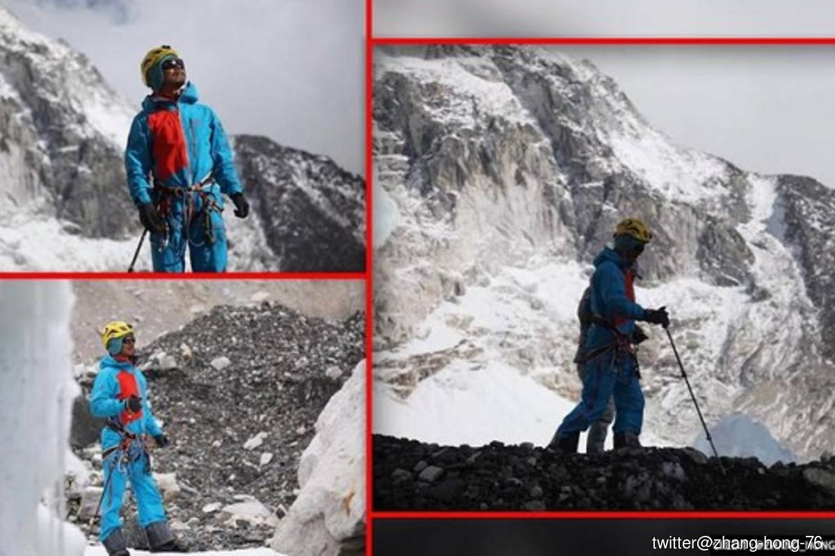 First blind Chinese mountaineer climbs Mount Everest