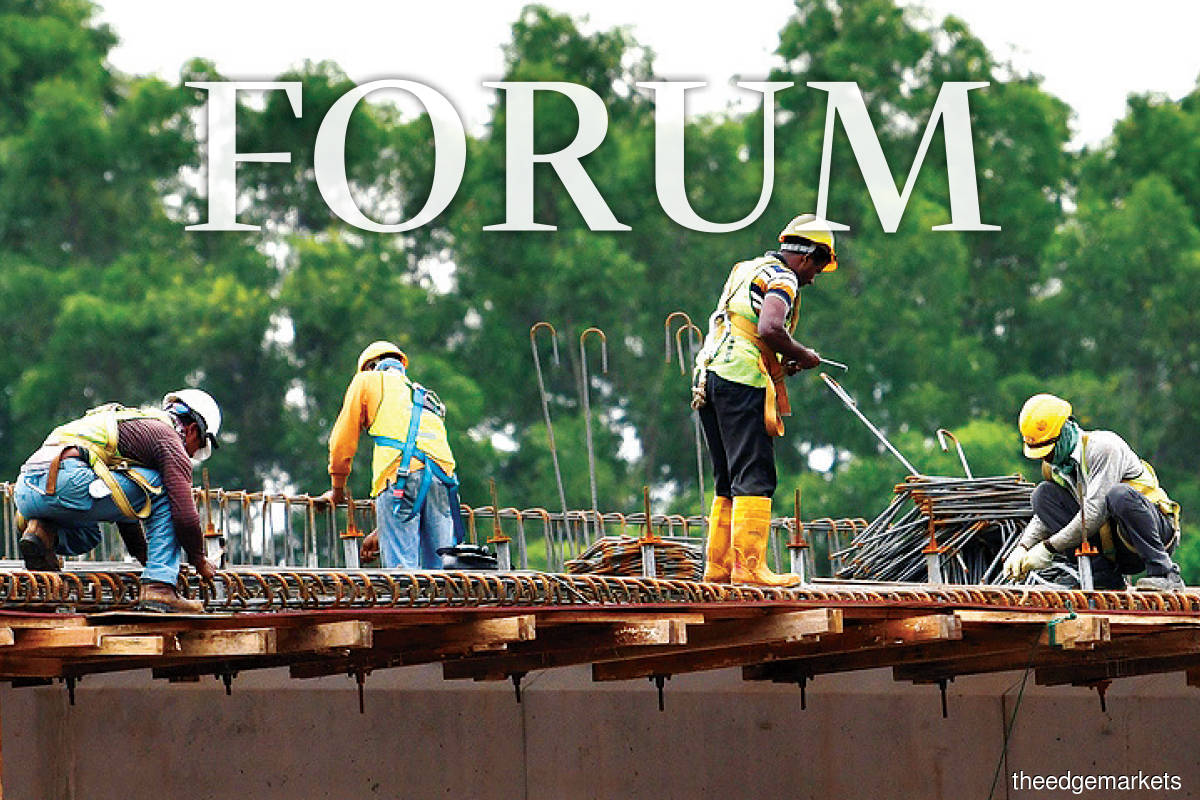 Massive government infrastructure spending programmes in various Southeast Asian economies will increase the flow of FDI into the region in the medium term (Photo by Suhaimi Yusuf/The Edge)