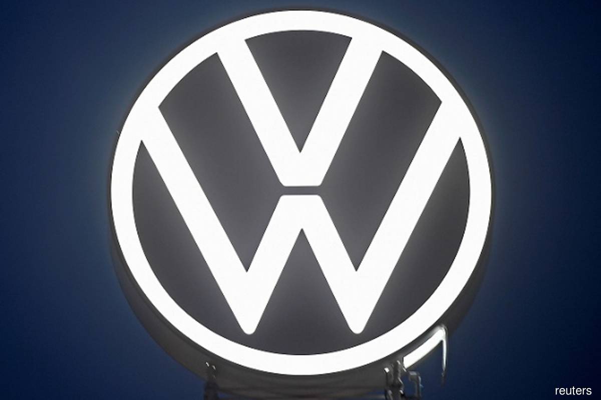 Volkswagen to get US$351 mil in dieselgate settlement with former execs