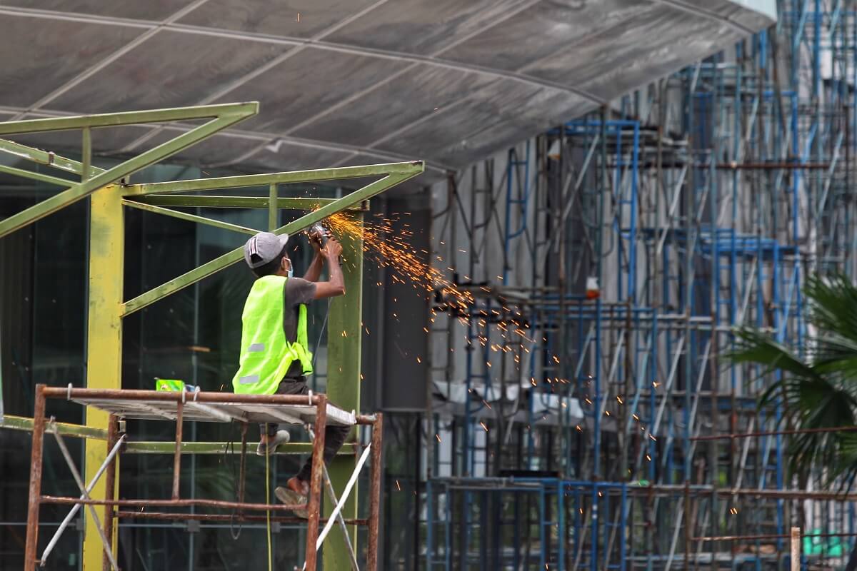 Serious shortage of 3D workers in construction sector — Fadillah