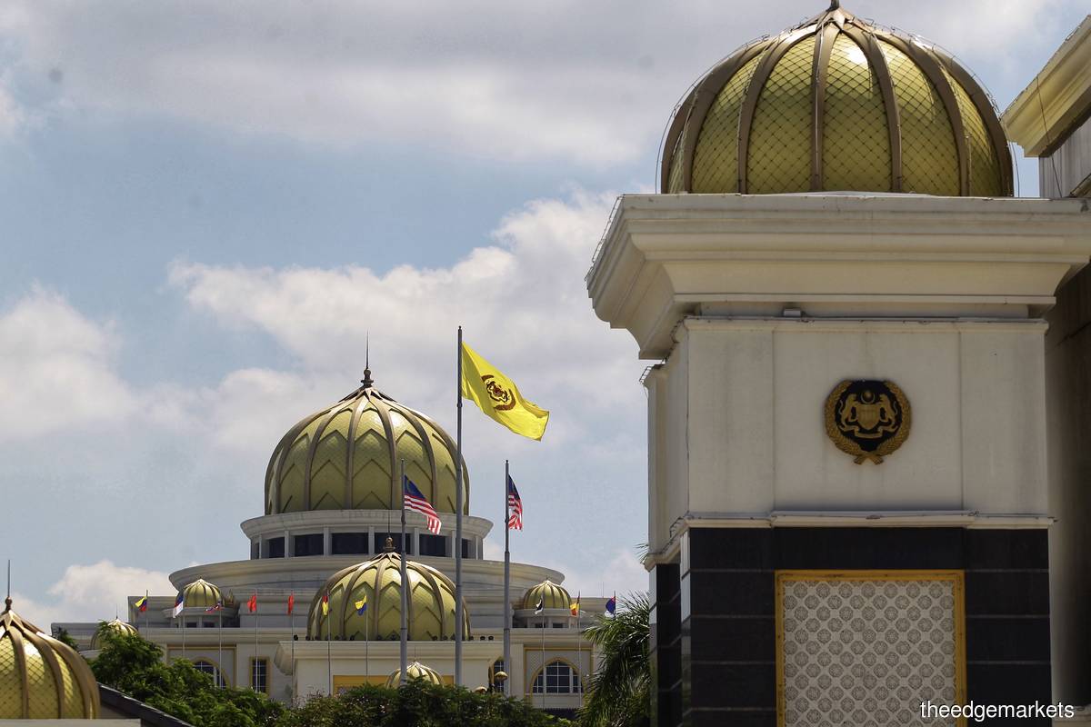 King Appoints Muhyiddin As Caretaker Pm No Polls For Now The Edge Markets