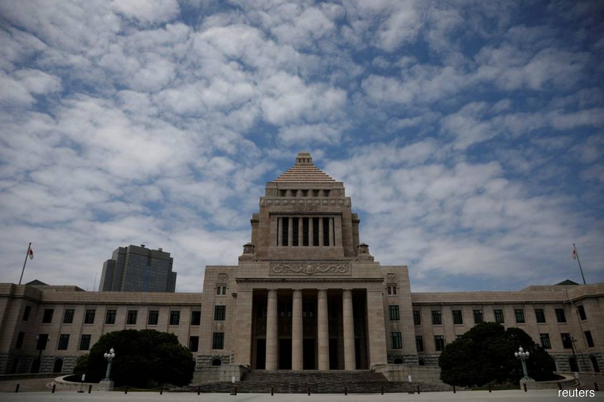 Japan to pay companies to keep sensitive patents secret — Nikkei
