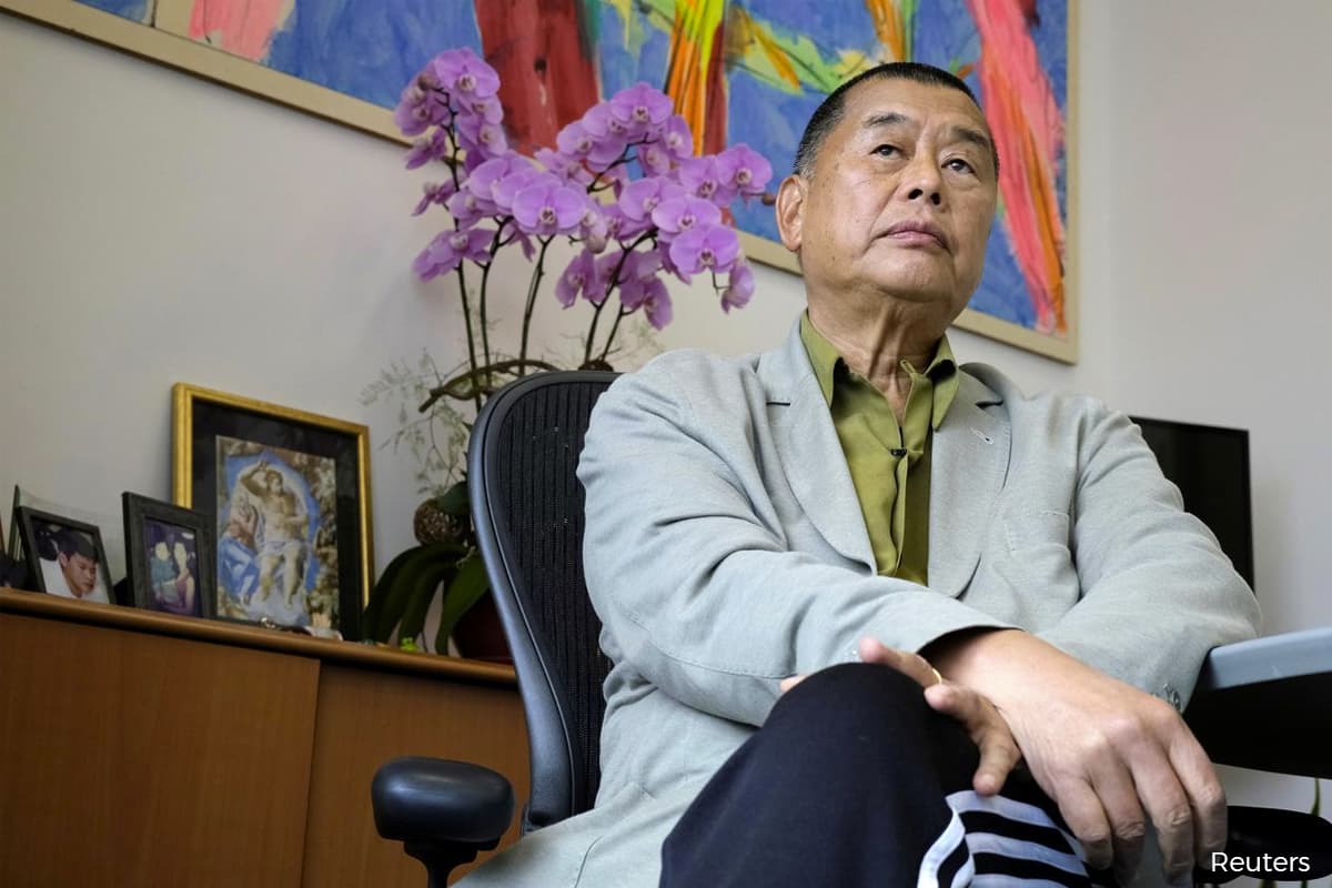 Trump criticizes Apple Daily owner's arrest