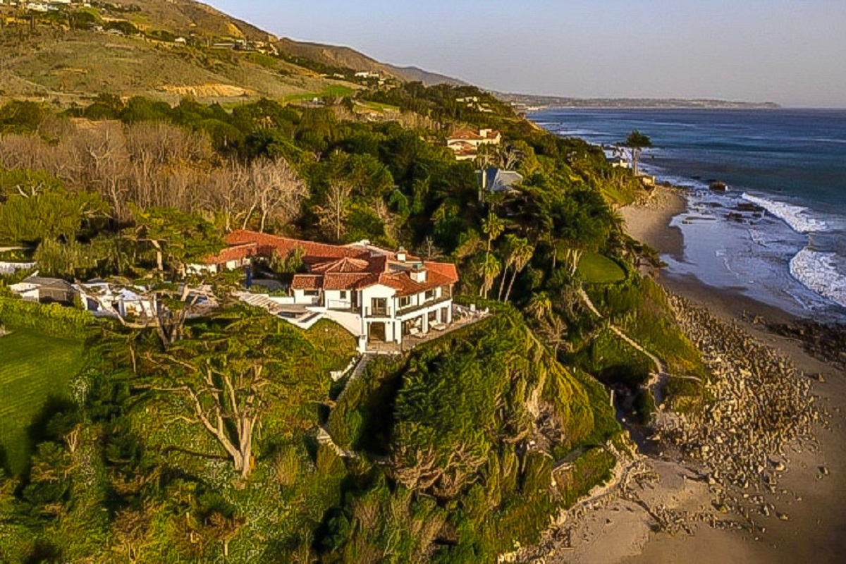 An overview of Kardashian's new oceanfront mansion in Malibu, California. (Photo by Adrian Anz, courtesy of Coldwell Banker)