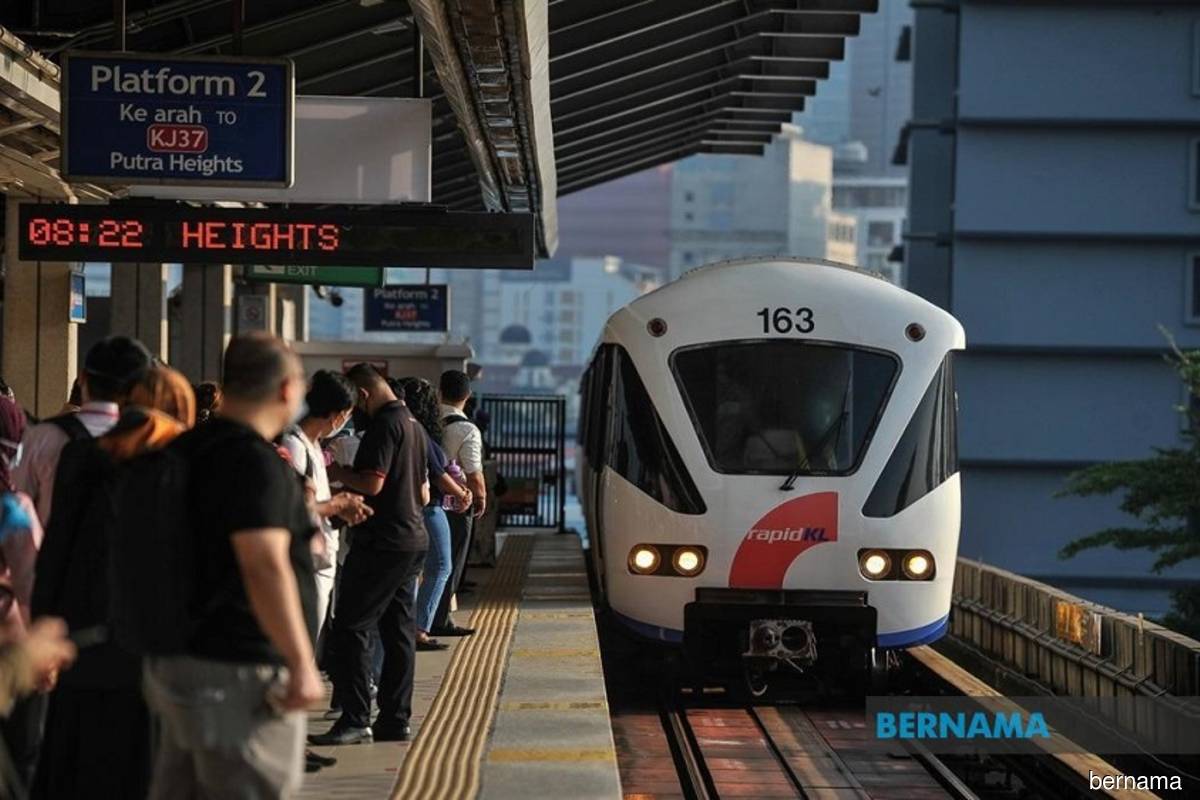 Kelana Jaya Line LRT service restored