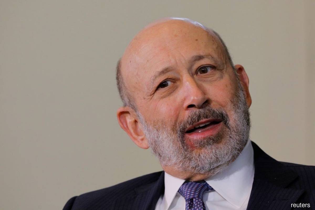 Ex-Goldman CEO Blankfein says recession possibility is 'very high risk factor'