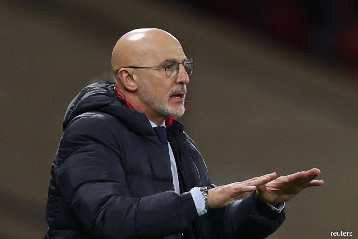 No panic from Spain's De la Fuente after shock loss to Scotland