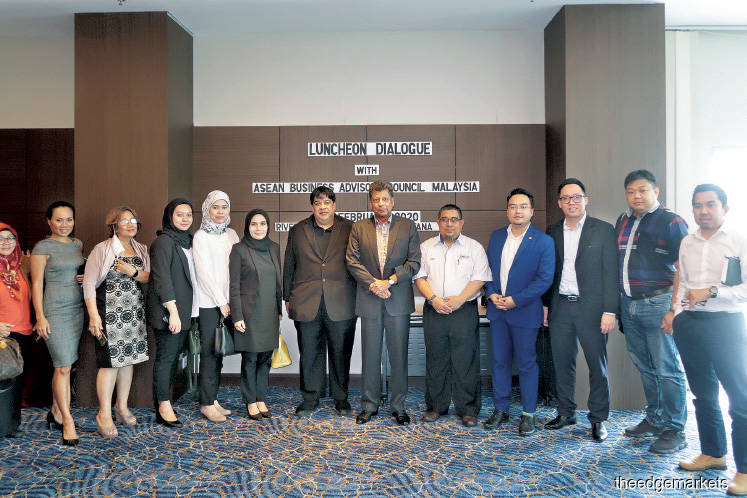 Asean-BAC Malaysia holds dialogue with Sarawak SMEs  The 