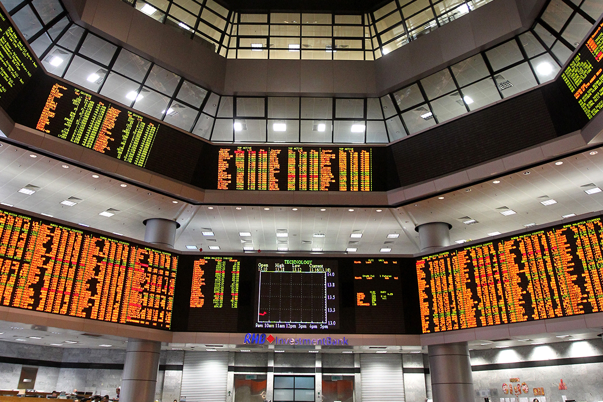 KLCI falls 1.81% as investors spooked by one-off special windfall tax