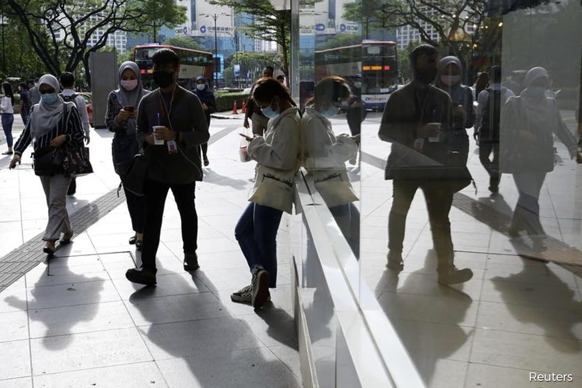 Malaysia’s new Covid-19 deaths up at 376 on Sept 19