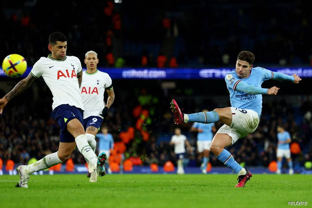 Man City close gap at the top with thrilling comeback win over Spurs