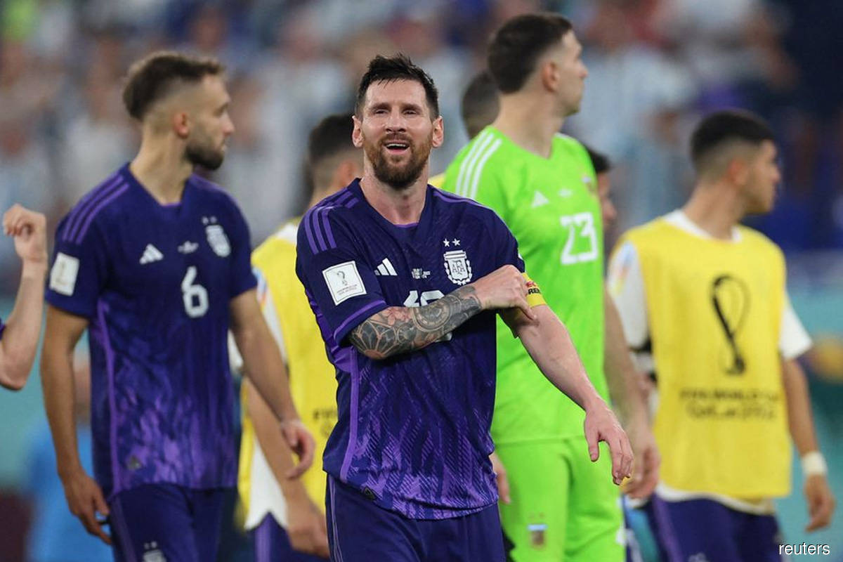 Argentina outclass Poland despite Messi penalty miss to advance