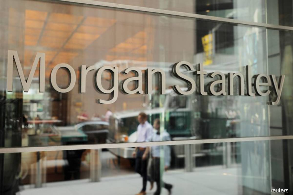 Morgan Stanley lowers CEO Gorman's 2022 compensation to US$31.5 mil