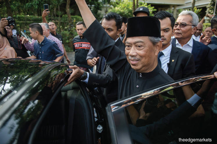 It remains to be seen whether two counters linked to Muhyiddin would continue to advance this week.