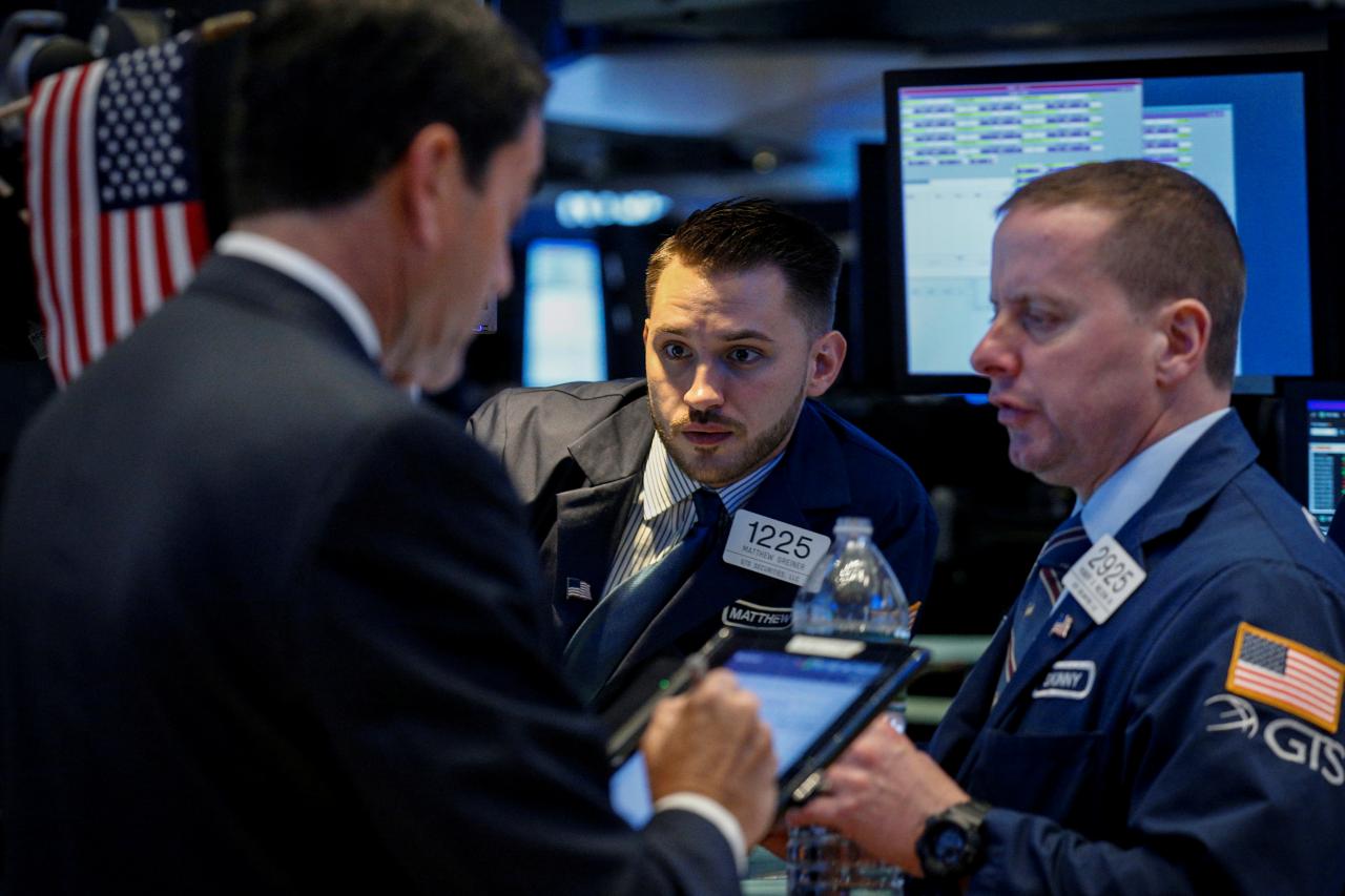 S&P 500, Dow on track for worst week in 2 years