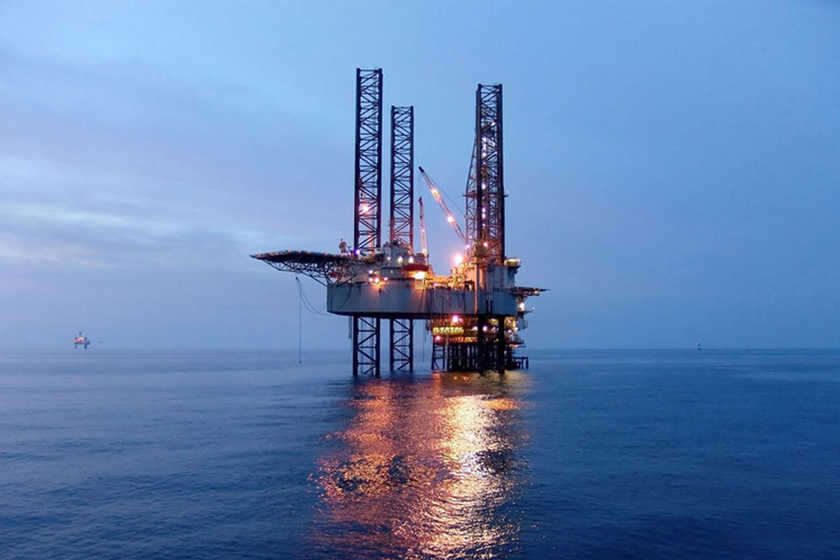 Rising tide does not lift all boats in O&G sector