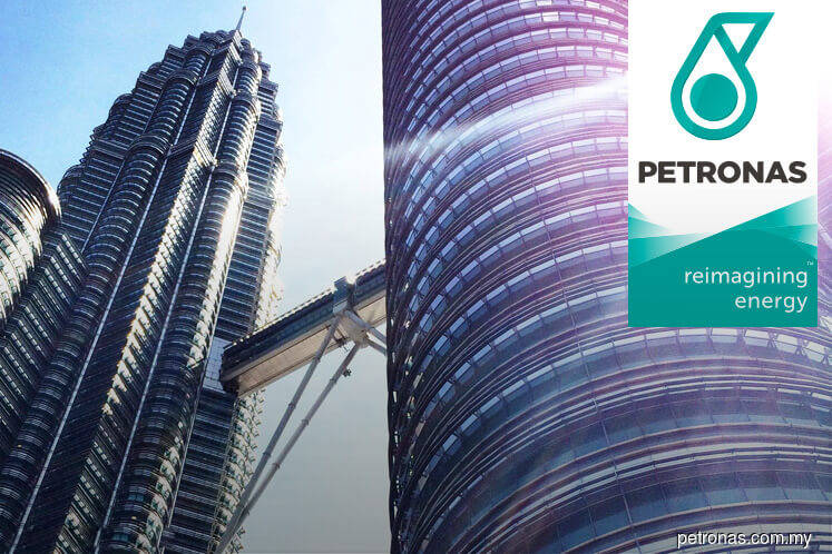 Moody's changes Petronas' outlook to Negative from Stable