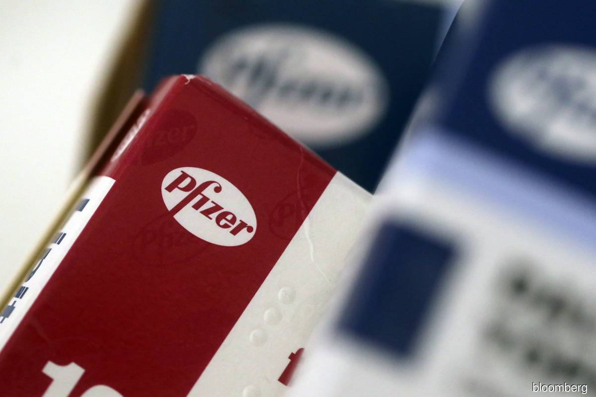 French health body recommends delaying second Covid-19 shot to six weeks after first
