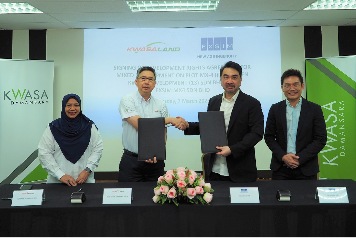 (From left): Kwasa Land senior general manager, corporate services Nor Hazqiah Che Idris, Kwasa Land MD Datuk Adenan Md Yusof, Exsim MD Lim Aik Hoe and Exsim general manager of corporate business development and operations Vincent Chin
