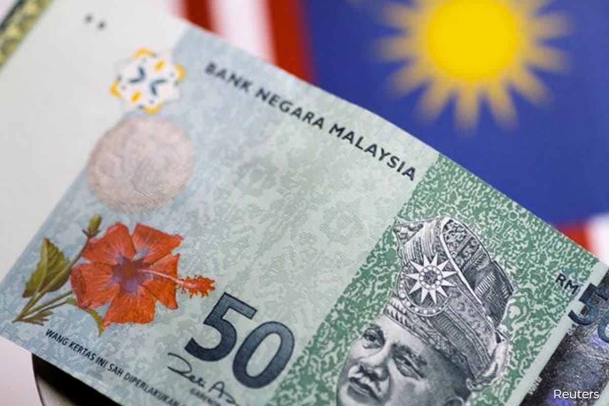 Ringgit slips further against US dollar at opening