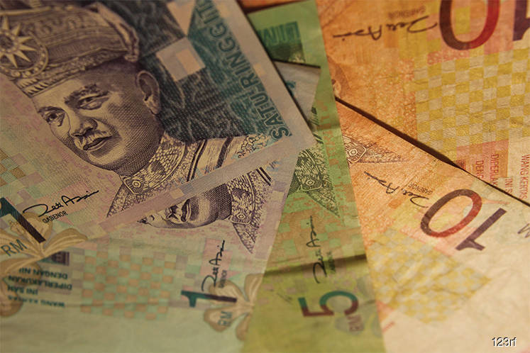 Ringgit wilts under weight of strong USD, weak oil