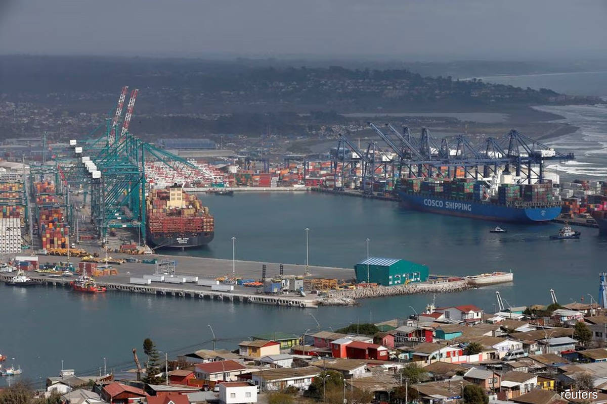 Robbers pull off multimillion-dollar copper heist in Chilean port