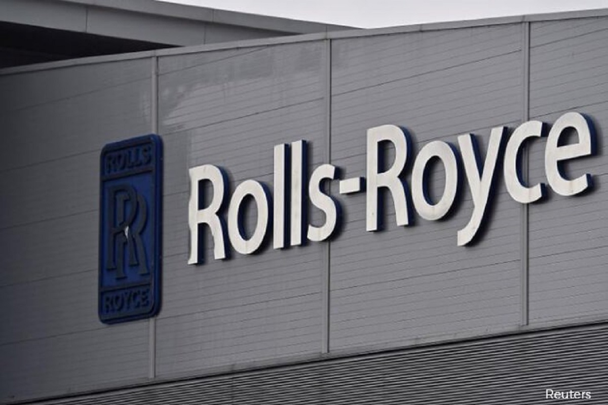 Cost cuts, asset sales keep Rolls-Royce on track despite weak travel